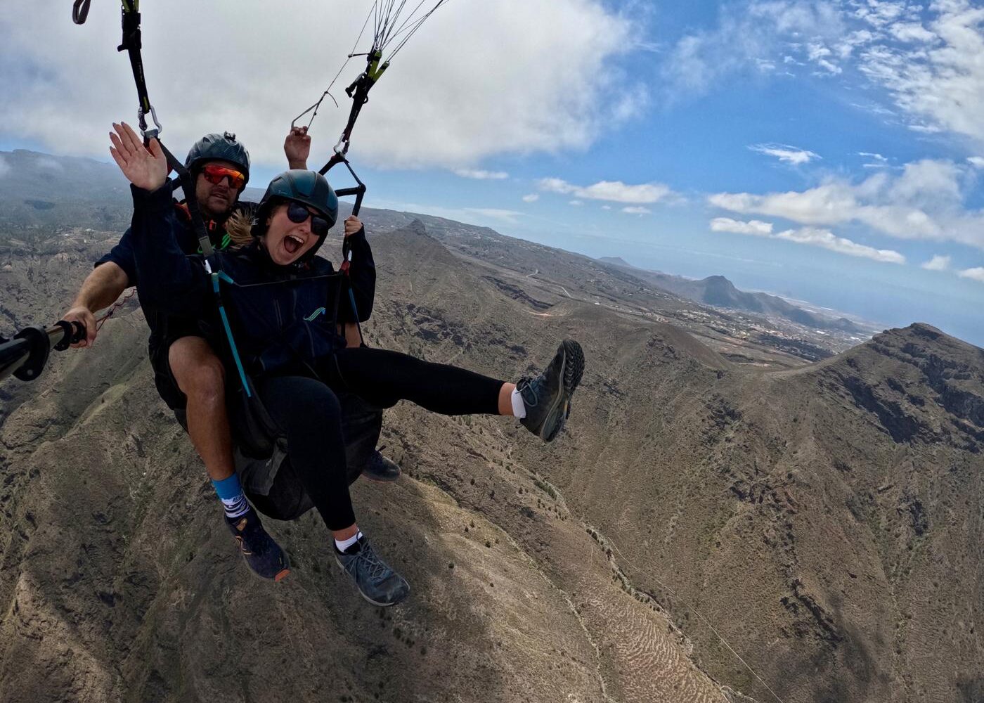 Vuelo largo en parapente biplaza sobre Costa Adeje-Tenerife Sur