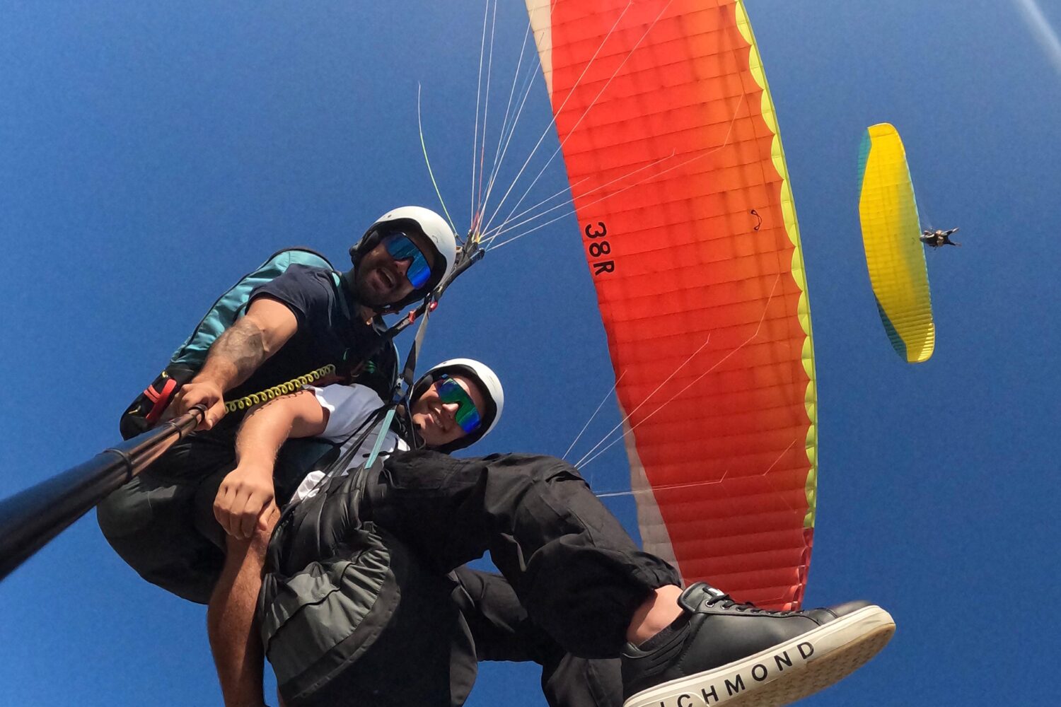 Vuelo en parapente biplaza sobre Costa Adeje-Tenerife Sur